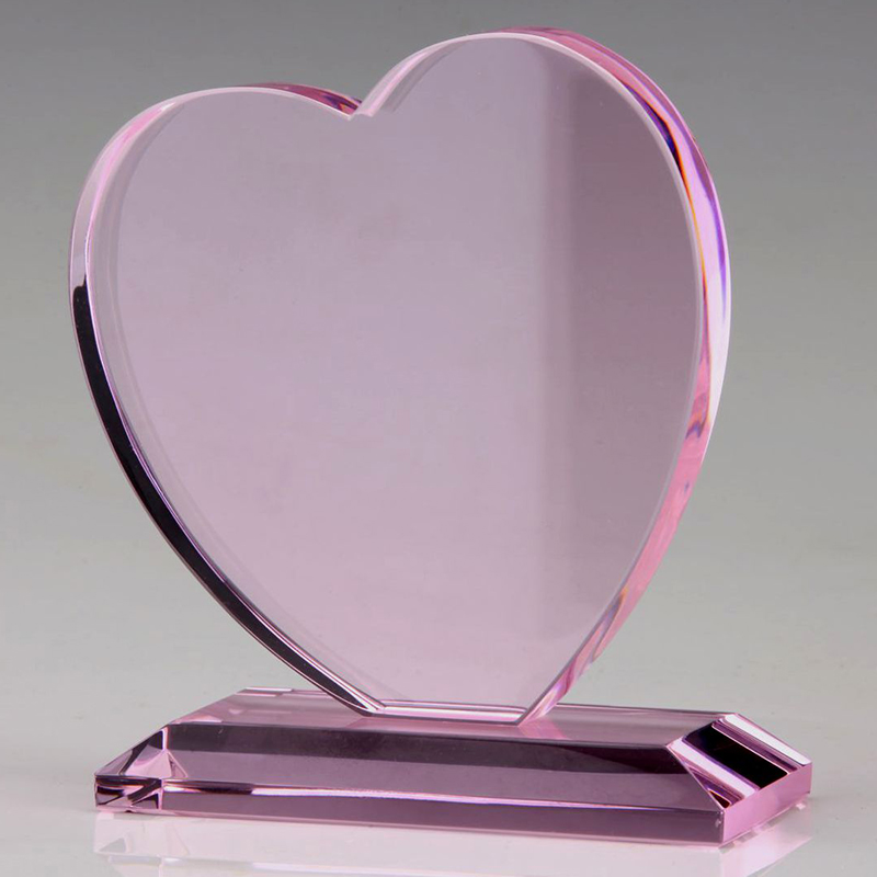 Pink-Crystal-Heart-Awards-2